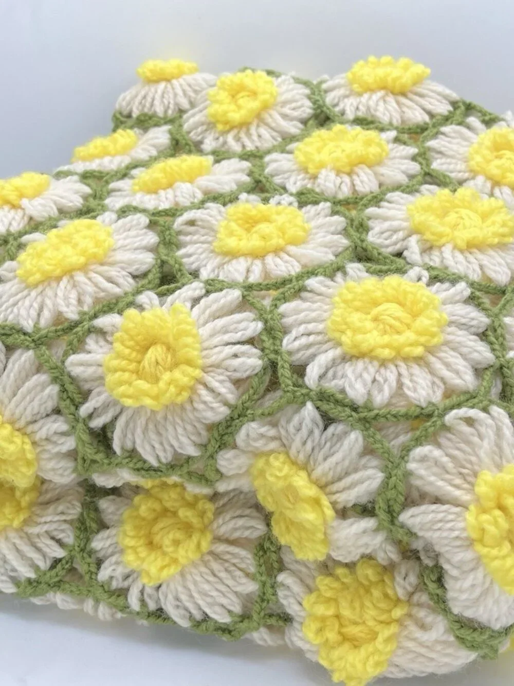 Vintage Handmade Daisy Crochet Afghan Blanket Floral Yellow Green Retro MCM